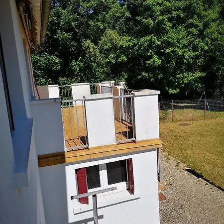 Villa Agreable Maison Avec Jardin A *