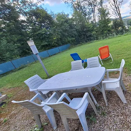 Agreable Maison Avec Jardin A *