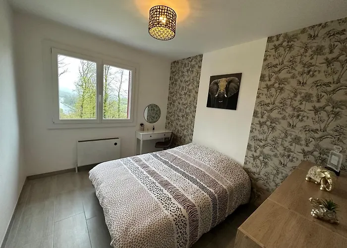 Agreable Maison Avec Jardin A וילה ז'ואנוויל