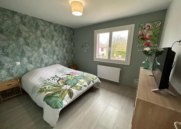 וילה Agreable Maison Avec Jardin A *