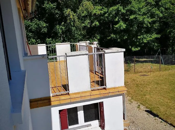 וילה Agreable Maison Avec Jardin A *