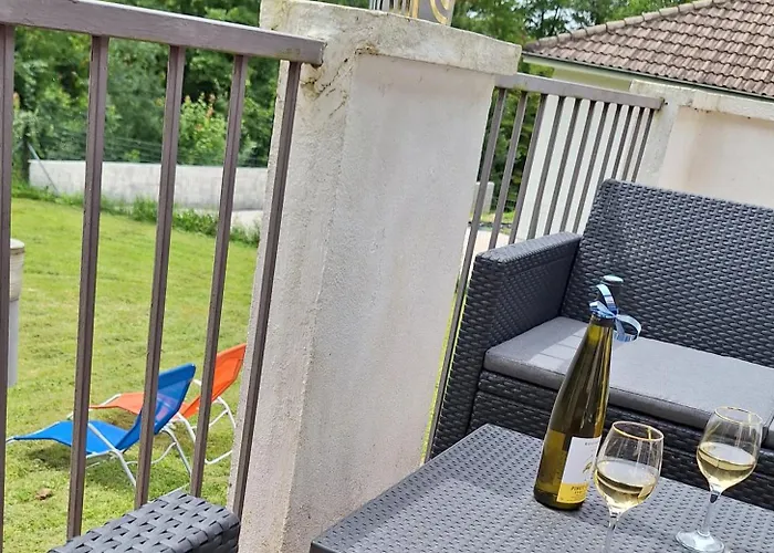 Agreable Maison Avec Jardin A ז'ואנוויל